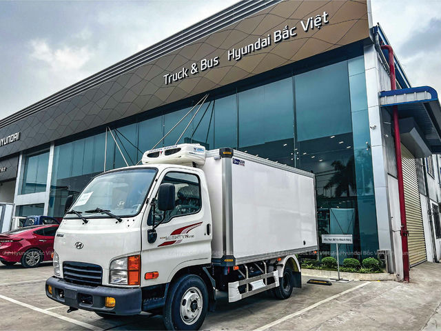 Hyundai Mighty n250 thung dong lanh 2