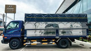 Hyundai mighty 110sp thung bat 32