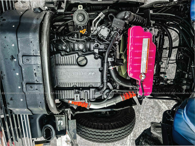 Hyundai mighty 110sp thung kin inox 20