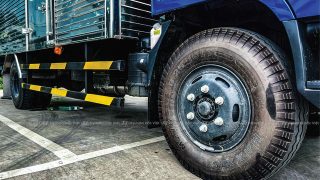 Hyundai mighty 110sp thung kin inox 31