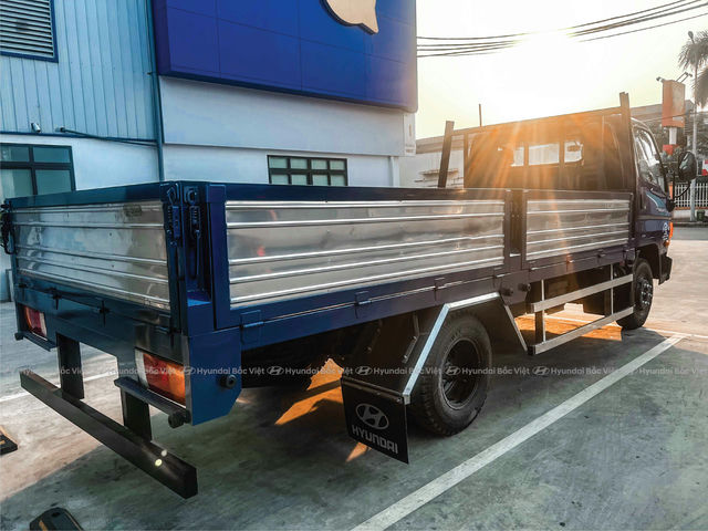 Xe Tải Hyundai New Mighty W750 – Thùng Lửng