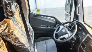 Hyundai mighty ex8l thung kin inox 15