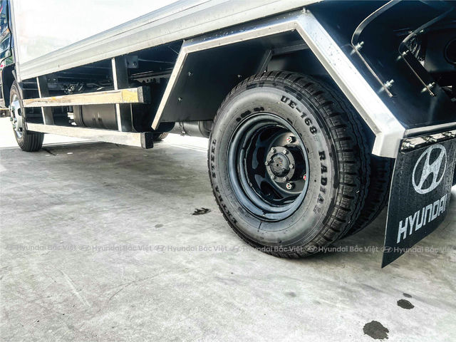 Hyundai mighty n250sl thung kin composite 2811